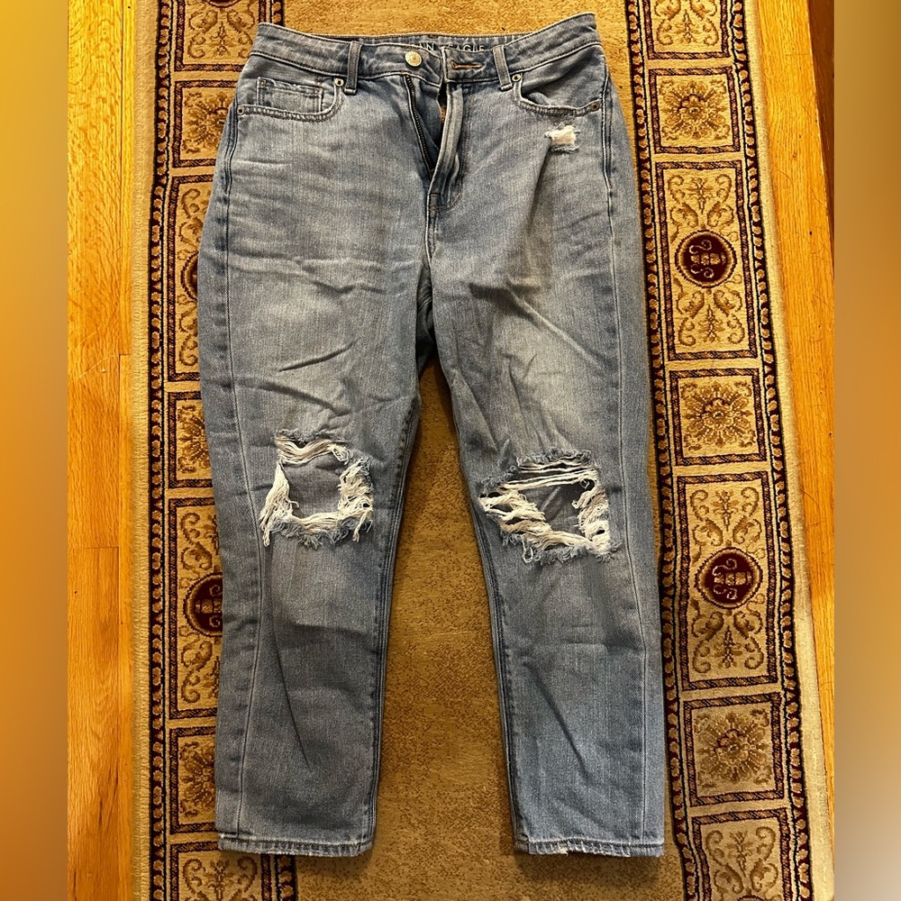 American Eagle mom jeans